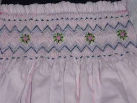 Hand made smocking dresses: smocking pattern - ready to cut