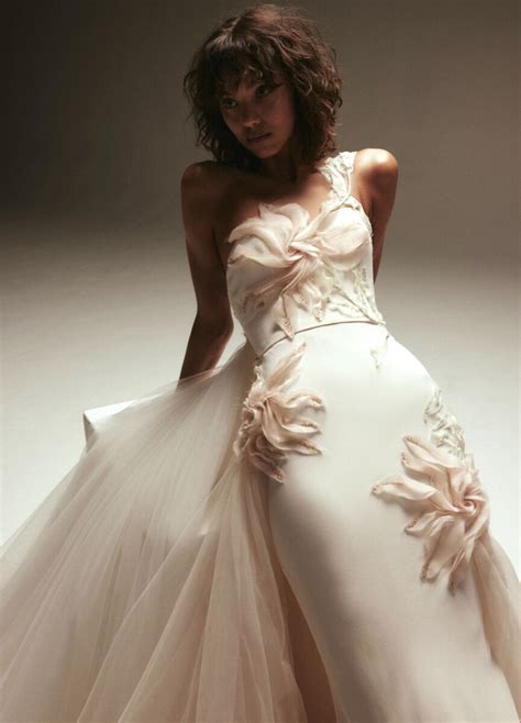 2023 Wedding Dress Trends | Bridal Fashion Week | Wedding Dresses 2023