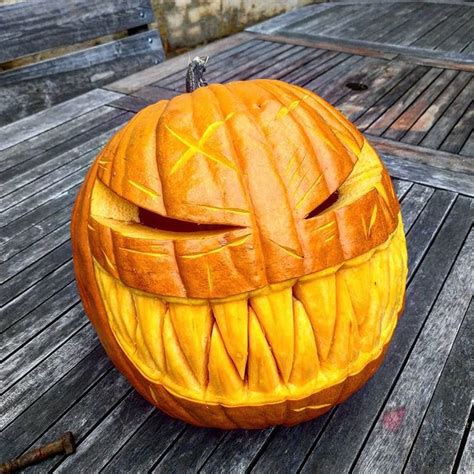 40+ Inspiring Pumpkin Carving Ideas for Halloween 2021