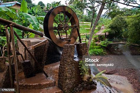 Sistem Irigasi Tradisional Foto Stok - Unduh Gambar Sekarang - 2015 ...