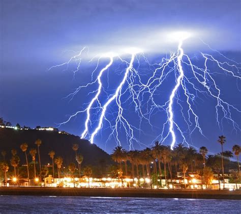 SoCal Got A Lightning Show With Thunderous Applause: LAist