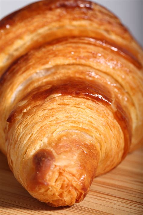 Classic French croissant recipe – Weekend Bakery