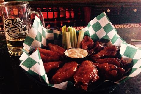 At the Bar-Bill Tavern, wings and sports go hand-in-hand – The Buffalo News