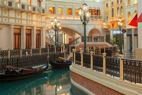 Gondola Ride at The Venetian | Las vegas hotels, Las vegas resorts ...