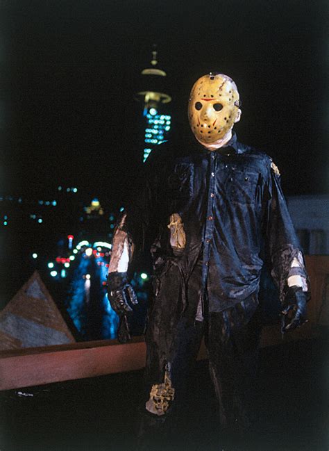 Friday the 13th Part VIII: Jason Takes Manhattan | Horror movie art ...