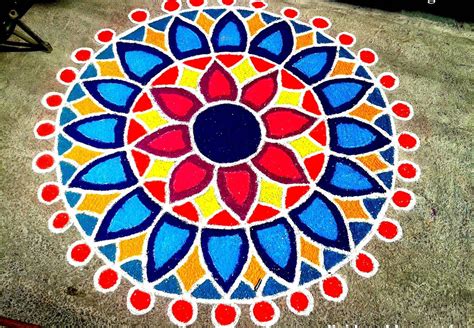 Brighten Up Your Home This Diwali With These 20 Easy-To-Do Rangoli Designs