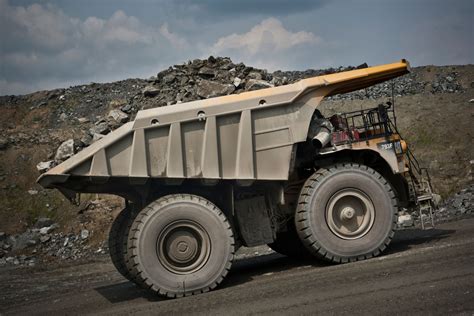 New 793F Mining Trucks For Sale | Carter Machinery