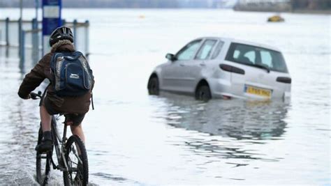 River Thames flood alert issued for Oxford by Environment Agency Flood ...