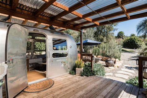 17 Gorgeous Airbnbs in Santa Barbara, California