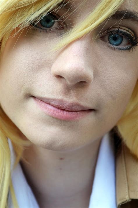 SnK/AoT Cosplay - Krista Lenz by Abiadura on DeviantArt