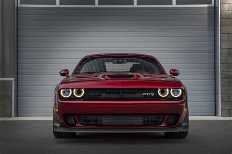 Nur breiter: Dodge Challenger SRT Hellcat Widebody für 2018