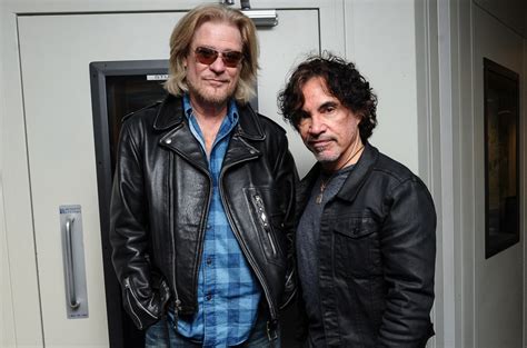 Rewinding the Charts: 34 Years Ago Hall & Oates Brought Blue-Eyed Soul ...