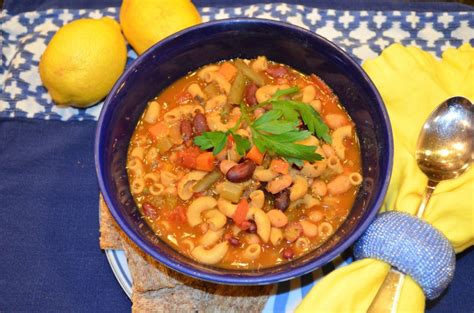 Low Sodium Slow-Cooker Minestrone Soup - Hacking Salt