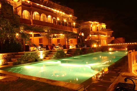 Neemrana Fort-Palace