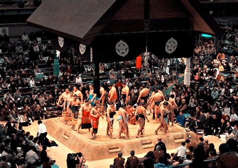 Sumo in Japan: When, Where & How To See Sumo