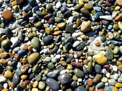 Pebbles on the Beach | Smithsonian Photo Contest | Smithsonian Magazine