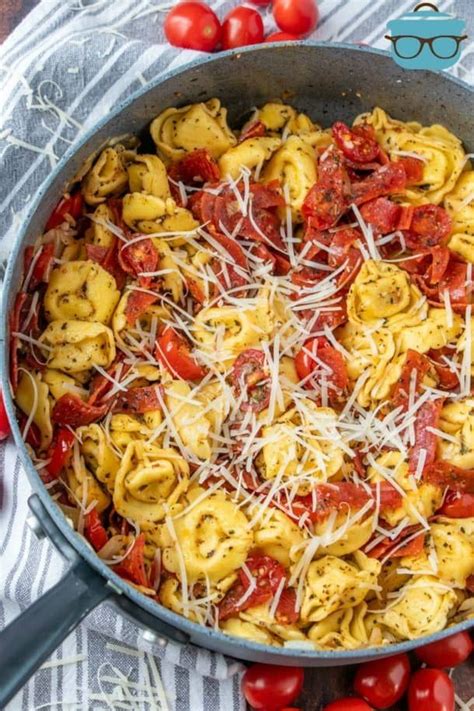 Easy italian tortellini skillet dinner | Recipe | Tortellini, Pasta ...