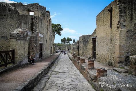 An Unhelpful Guide to... Herculaneum Ruins