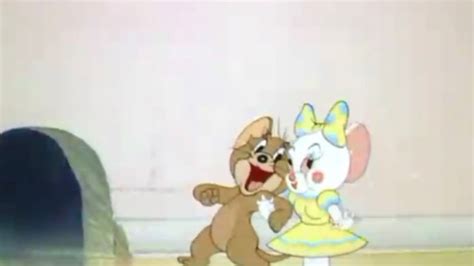 Tom and Jerry Reversed Episode (Mouse Trouble) - YouTube