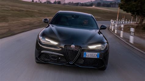 2023 Alfa Romeo Giulia Photos and Videos - MotorTrend