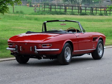 FERRARI 275 GTS Specs & Photos - 1965, 1966, 1967, 1968 - autoevolution