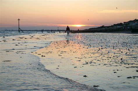 Sunset on West Wittering Beach © Bob Parkes :: Geograph Britain and Ireland