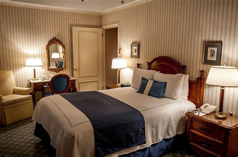 French Inspiration at The Hotel Elysee New York City - Travel Addicts