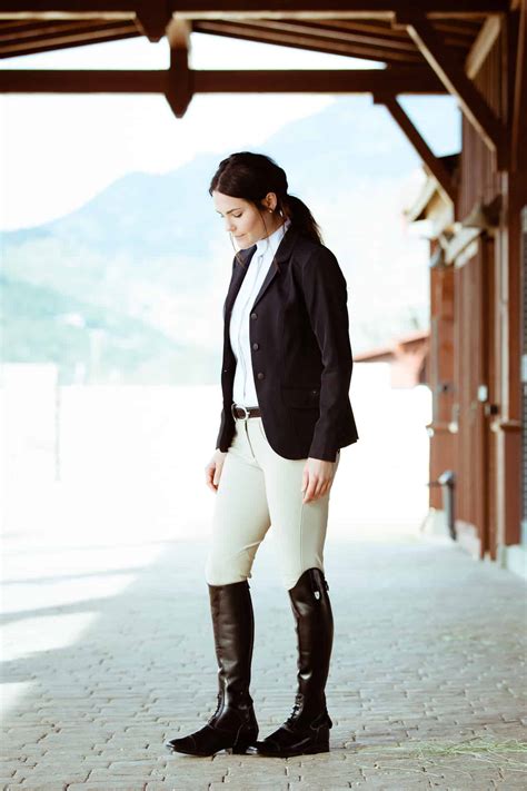 What To Wear Horseback Riding: Do's, Don'ts for Style & Function!