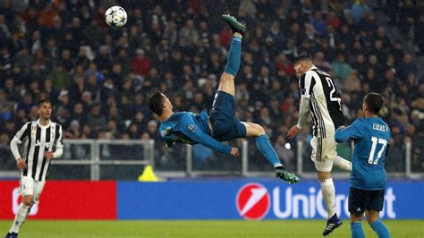 Ronaldo's iconic overhead kick reveals that at 33 he's better than ever ...