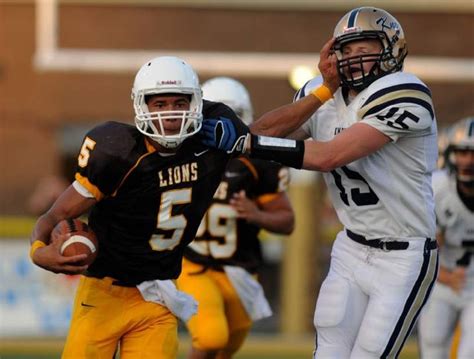 Prolific 1st-half scoring leads Greensburg Salem over Knoch, 20-14 ...