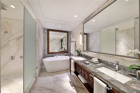 Hotel & Marble: The Luxury Bathrooms