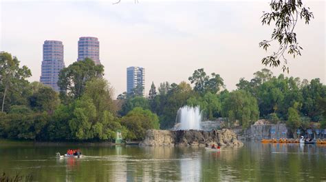 Chapultepec Park in Mexico City | Expedia.co.in