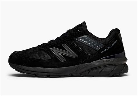 New Balance 990v5 Triple Black Release Info | SneakerNews.com