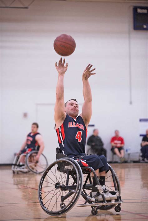 Wheelchair basketball teams go winless on weekend - The Daily Illini