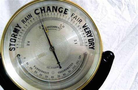 How to Use a Barometer To Understand Weather and Air Pressure