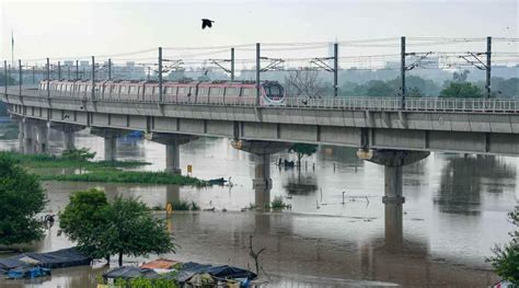 At 207.32 metres, Yamuna water level highest in 10 years | Delhi News ...