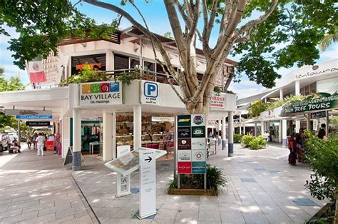 Hastings Street Holidays & Travel Guide | Escape To Noosa