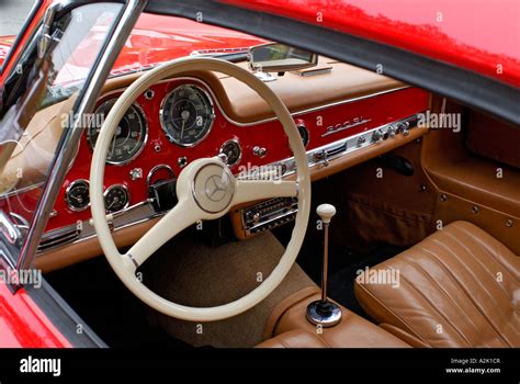 Dashboard classic mercedes benz 300sl hi-res stock photography and ...