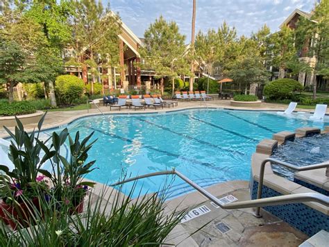 The Woodlands Lodge Apartments in The Woodlands- Apts For Rent