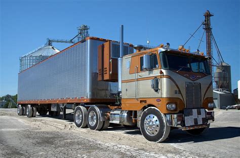 Peterbilt Cabover Show Trucks