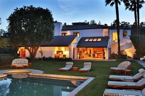 Heir to OxyContin fortune buys $22.5M Bel Air mansion - Curbed LA