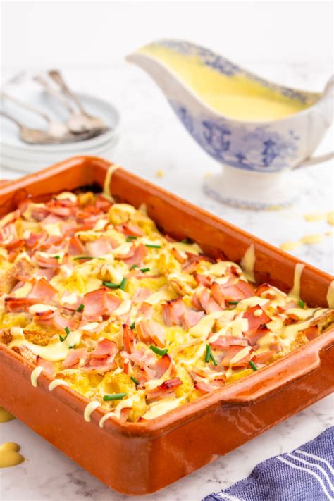 Overnight Eggs Benedict Casserole - Easy Budget Recipes