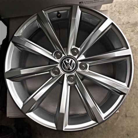 VW PASSAT 2016 17" Original Rims, Car Accessories on Carousell