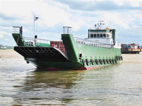 Landing Craft Tank 37 Meters Side Walk | Ship Building Shipyard Factory ...