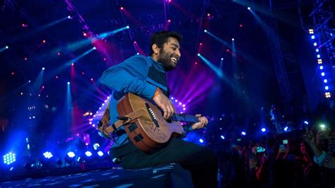 Listen To Arijit Singh Live At JLN | LBB, Delhi