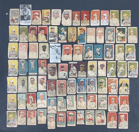 California man finds hundreds of rare vintage baseball cards in ...