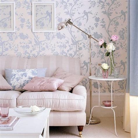 8 Floral Wallpapers that Will Bring the Outdoors Into your Living Room ...