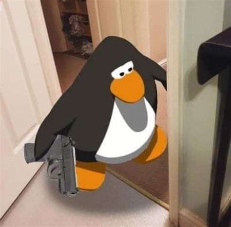 Pin by Amelita Aguirre on random no anime | Penguins, Club penguin, Memes