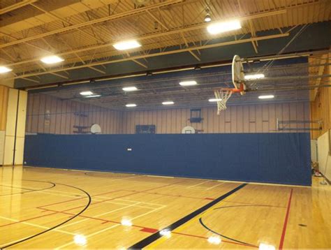 The Benefits of Motorized Gym Divider Curtains