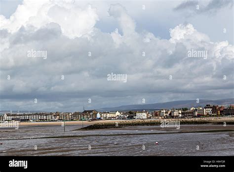 Low tide and sea front in Morecambe Bay at Morecambe, England, UK Stock ...